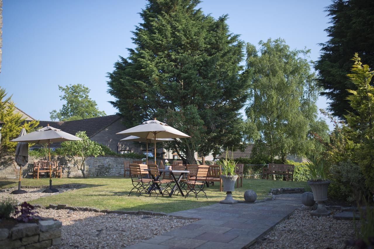 The White Hart Hotel Somerton  Kültér fotó